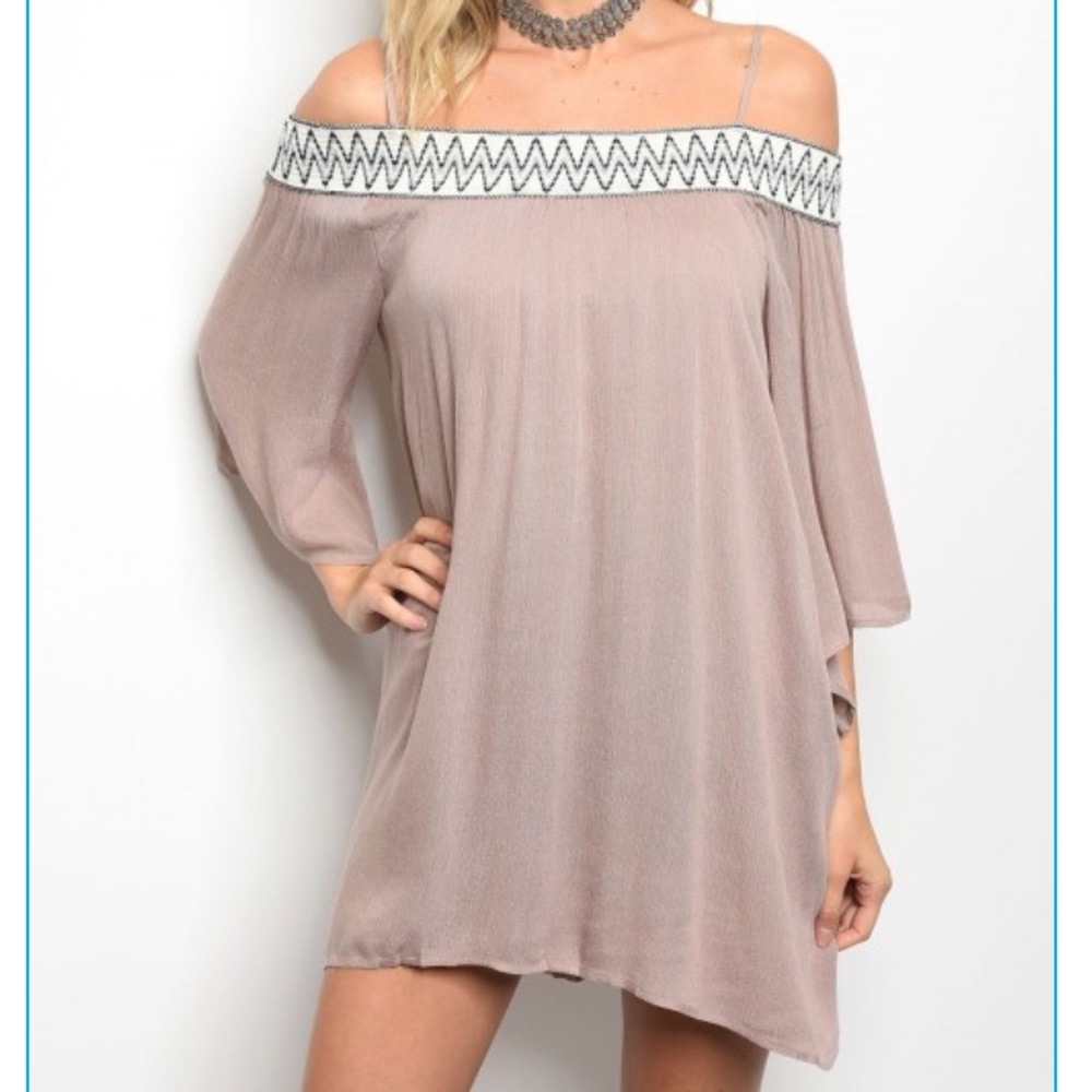 Last 2! Taupe mini dress - Picture 2 of 4